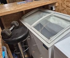 Display freezer