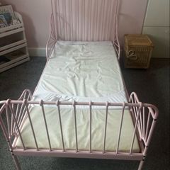 kids bed frame