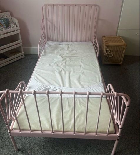 kids bed frame