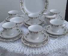 Vintage 21pce Fine Porcelain Teaset Yellow Floral & Gold Trim. 1970s- 1980s
