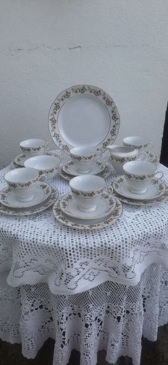 Vintage 21pce Fine Porcelain Teaset Yellow Floral & Gold Trim. 1970s- 1980s