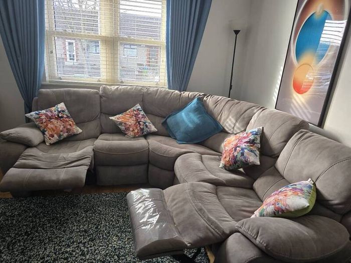 Corner Unit Suite/Double Recliner