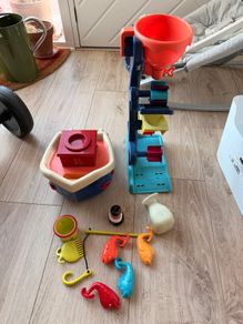 Baby bath toys