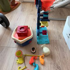 Baby bath toys