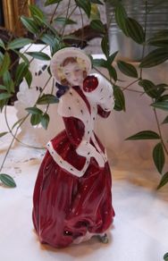 Royal Doulton figurine "Christmas morning "