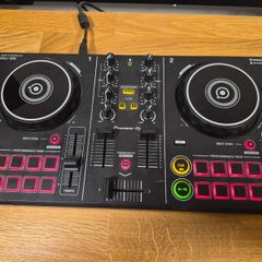 Pioneer DDJ-200 DJ Controller