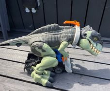 Large dinosaur