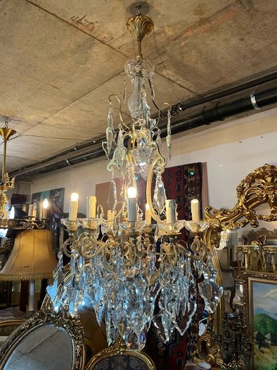 Crystal and Brass Large French Style Chandelier.