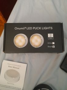 2 LED puck lights
