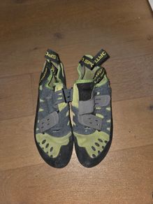 La Sportiva Tarantula Climbing Shoes