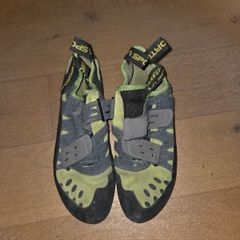 La Sportiva Tarantula Climbing Shoes
