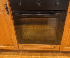 Oven & Hob - 8 Months Old