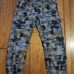 Age 7-8 Grey Camo Trousers