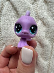 Littlest Pet Shop LPS Lucky Fortune Cookie Brant The Fish approx. 2" Figure Wave 4 Used Please look at the pictures