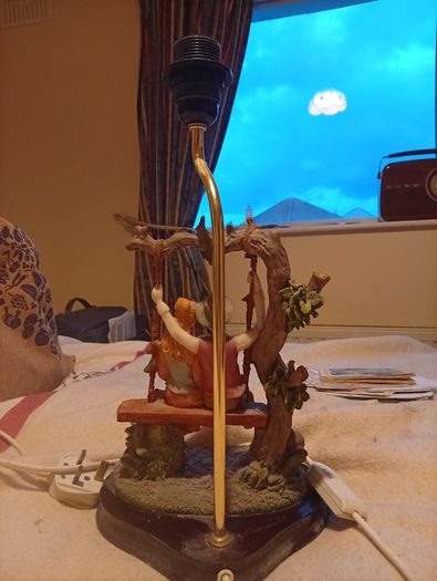 Vintage DeCaprio Collection Figurine Table Lamp with Original Shade