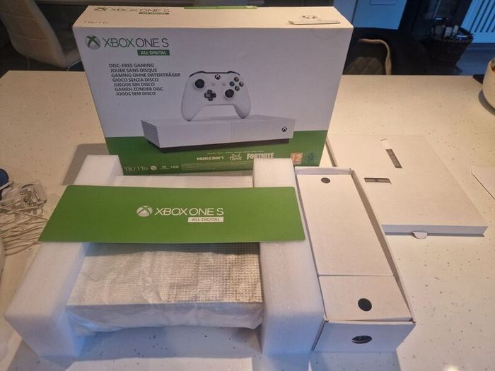 Xbox One S Digital Edition 1tb