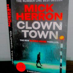 Clown Town By Mick Herron 4 Euro
