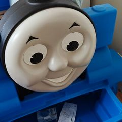 Thomas the tank engine bed