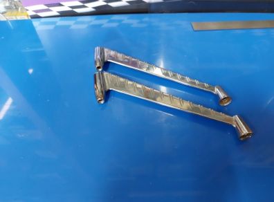 Chrome mirror arms
