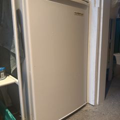 under counter fridge