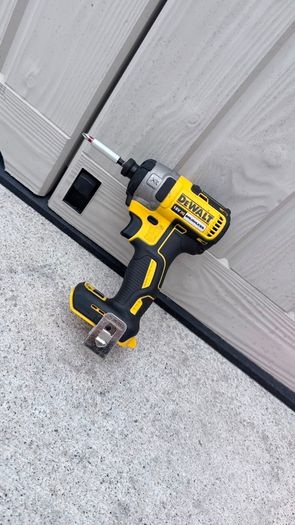 DeWalt 18V XR Brushless Impact Driver