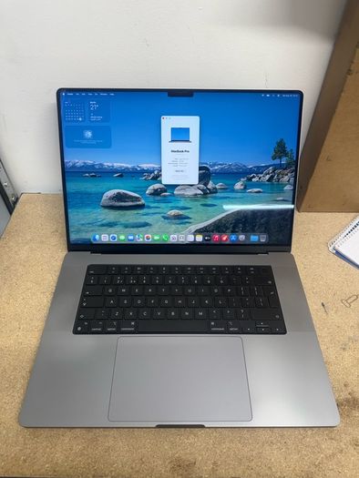 Apple Macbook Pro A2485 16"-M1 Pro-32GB RAM-500GB SSD-Excellent condition