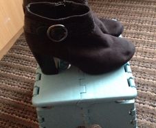 Ankle boots