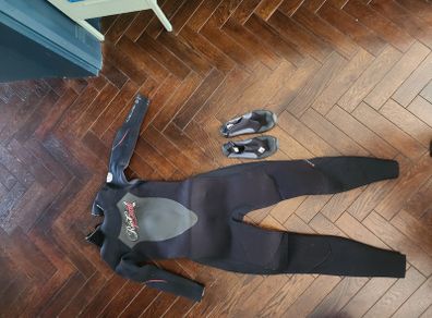 Wetsuit