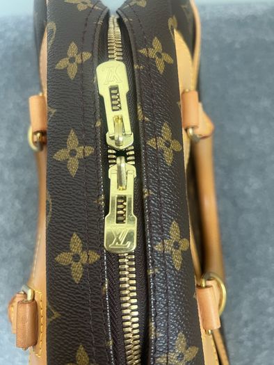 Louis Vuitton Deauville MM Vintage handbag