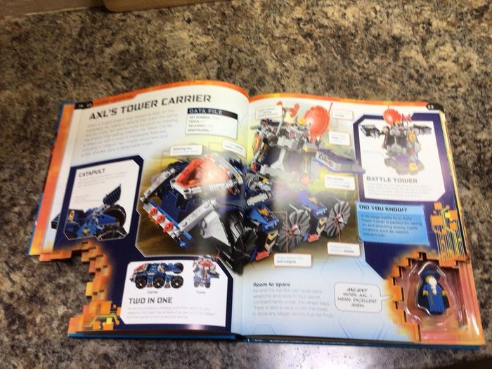 lego nexo knights  the book of knights - with mini figure