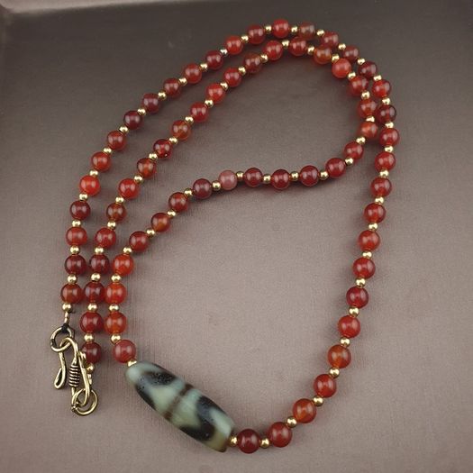 Antique Zigzag Tibetan Agate Pendant With Carnelian Beads Necklace