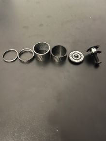 Carbon Headset spacers + star nut + end cap and bolt
