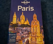 Lonely Planet Paris Travel Book
