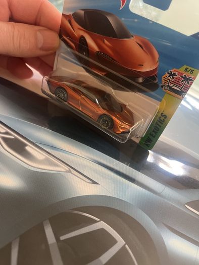 Hot wheels Super Treasure Hunt McLaren Speedtail STH