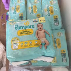 pampers