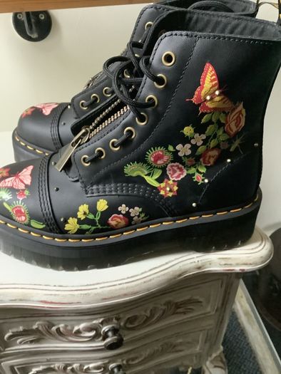 Dr Martens , new, leather, uk7, EU41