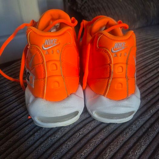 Just do it nike  air nike  orange Trainers size uk9  (Eu44) in great condition