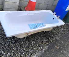 Bathtub