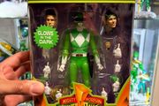 Mighty Morphin Power Rangers Green Ranger Glow In the Dark  Super 7 Ultimates