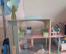 rosebud wooded dolls