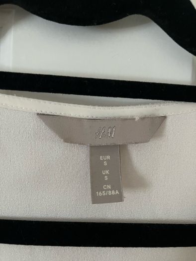 H&M elegant blouse