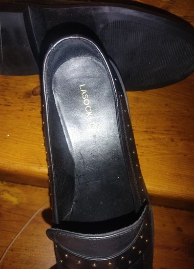 women's leather shoes  Size 7/41