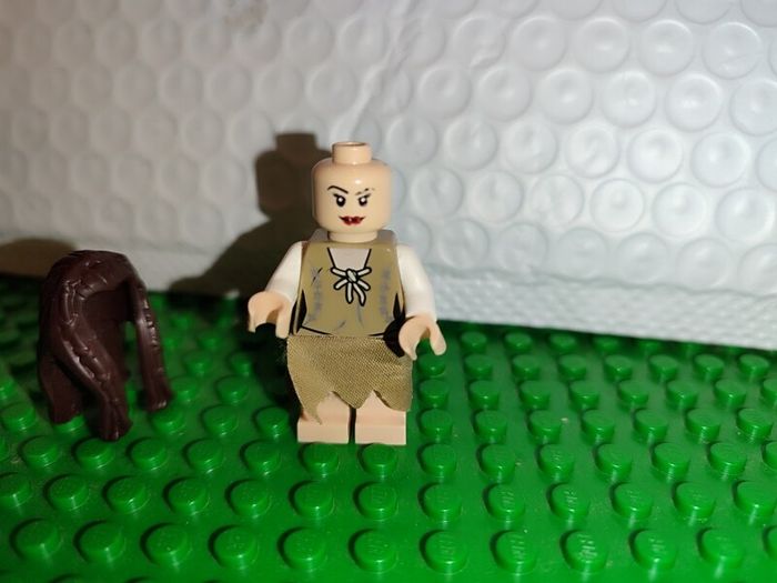 Lego Star Wars Minifigure 10236 Ewok Figures Ewoks Rebel Fighter and Rare Princess Leia and Teebo