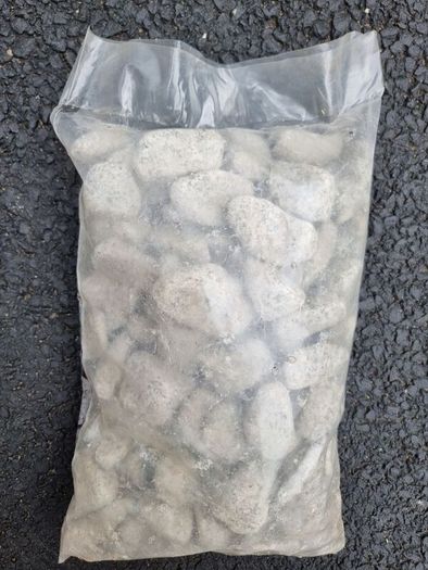 Pot decorative stones