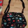New floral black Hand bag Image 9