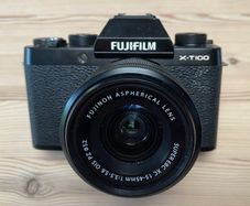 Fujifilm XT100 with Fuji 15-45mm zoom lens