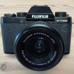 Fujifilm XT100 with Fuji 15-45mm zoom lens