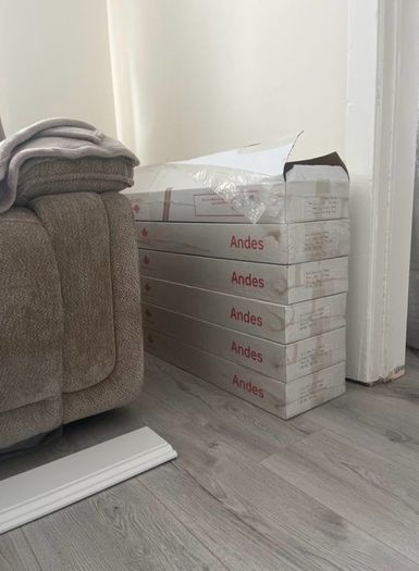 New laminated flooring 33euro per box