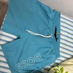 Hugo Boss shorts size large