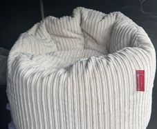 Big Berta bean bag chair lounge pug